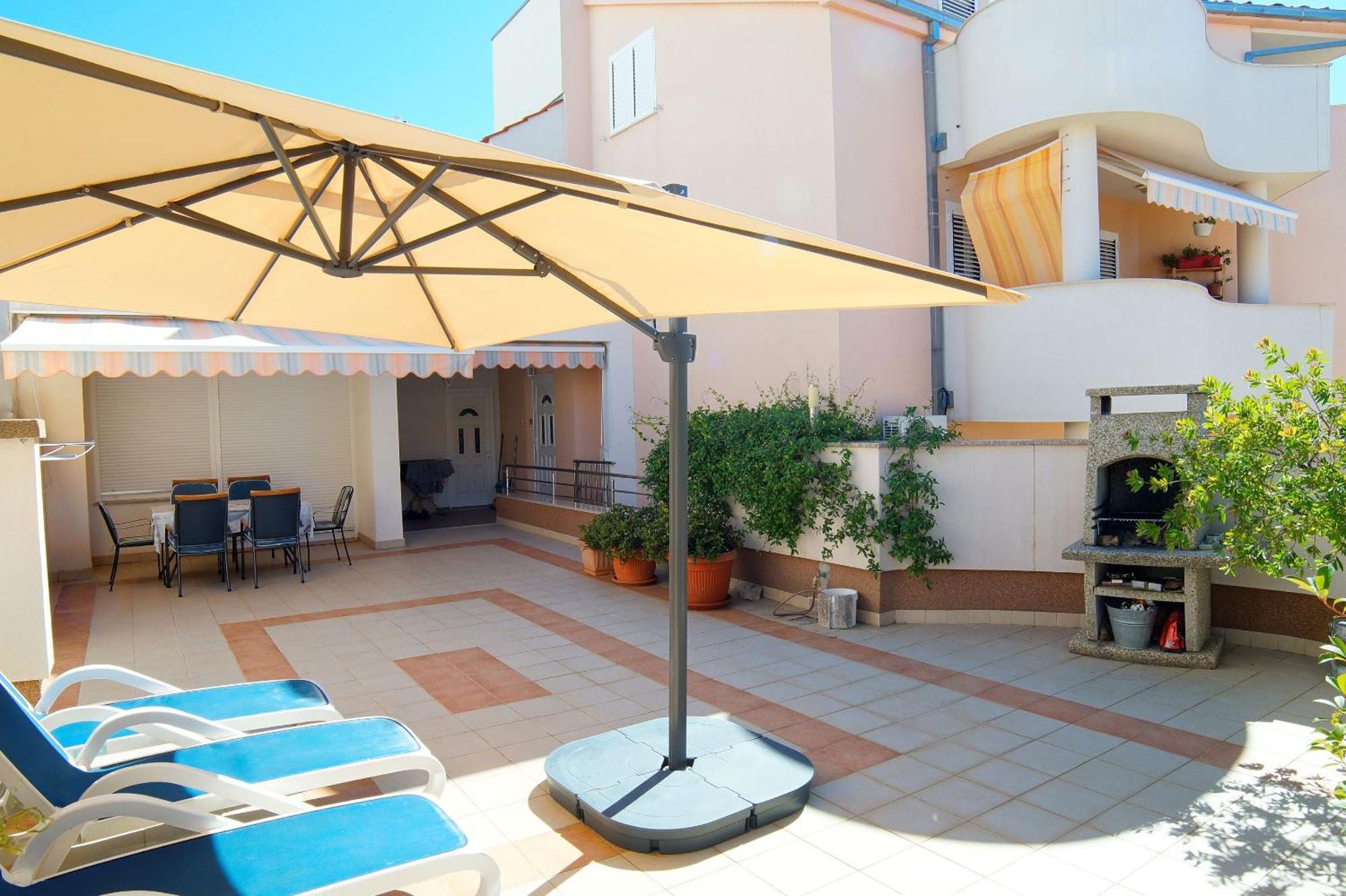Apartment Darko Podstrana Exterior foto
